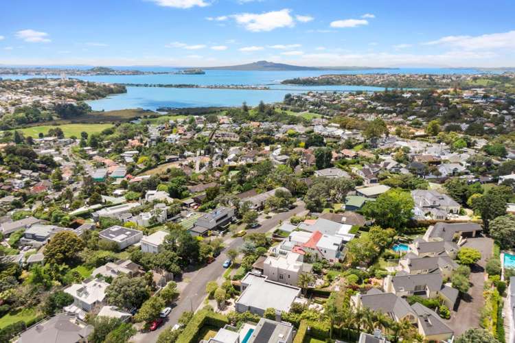 19 Arney Crescent Remuera_37