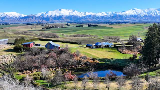 Private Panoramic Perfection: Fairlie