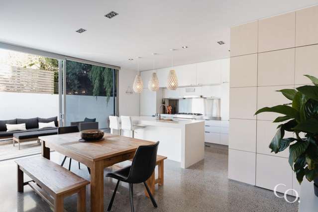 97b Oceanview Road Mount Maunganui_1