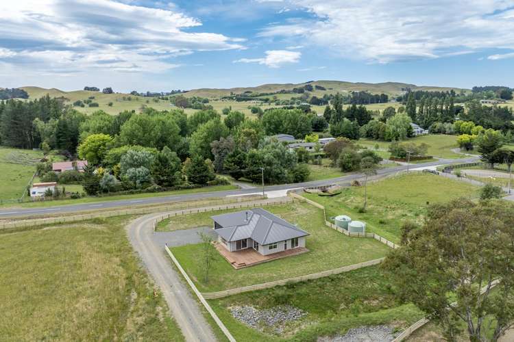 300 White Road Otane_4