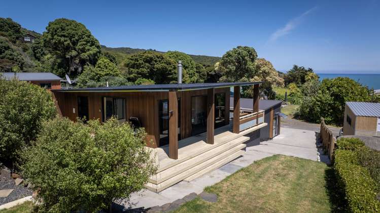 14 Whaanga Road, Whale Bay Raglan_12