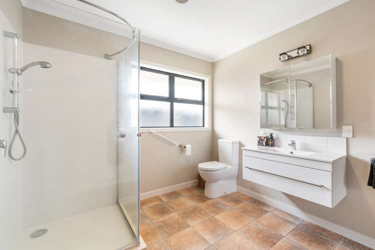 32 Ursula Drive Feilding_18