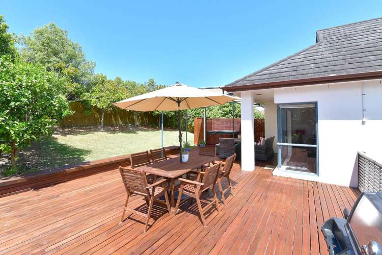 227 Alec Craig Way Gulf Harbour_9