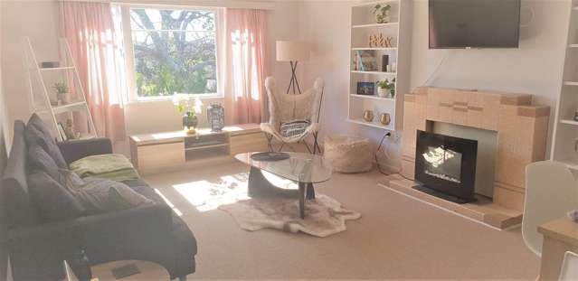 Remuera One Bedroom Unit with Pool Access