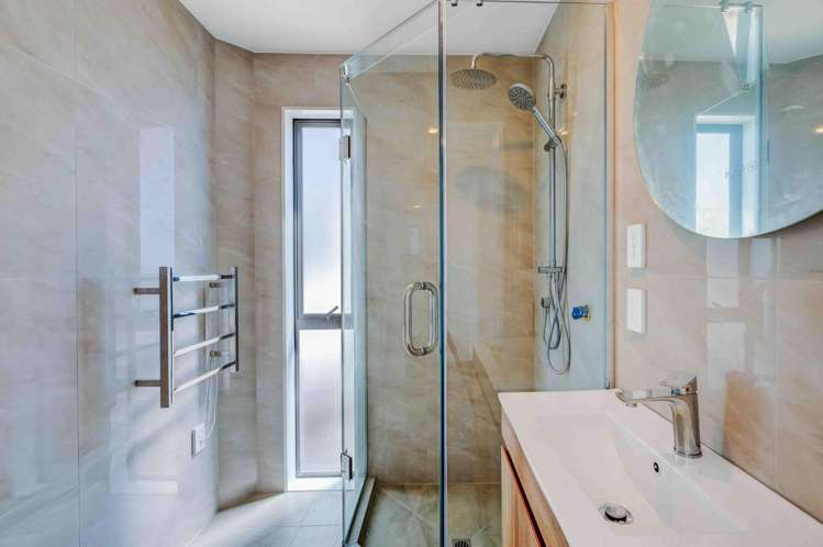 17 & 19 Aratuhia Lane Papakura_17