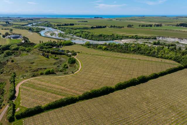 1681 Redwood Pass Road Lower Dashwood_2