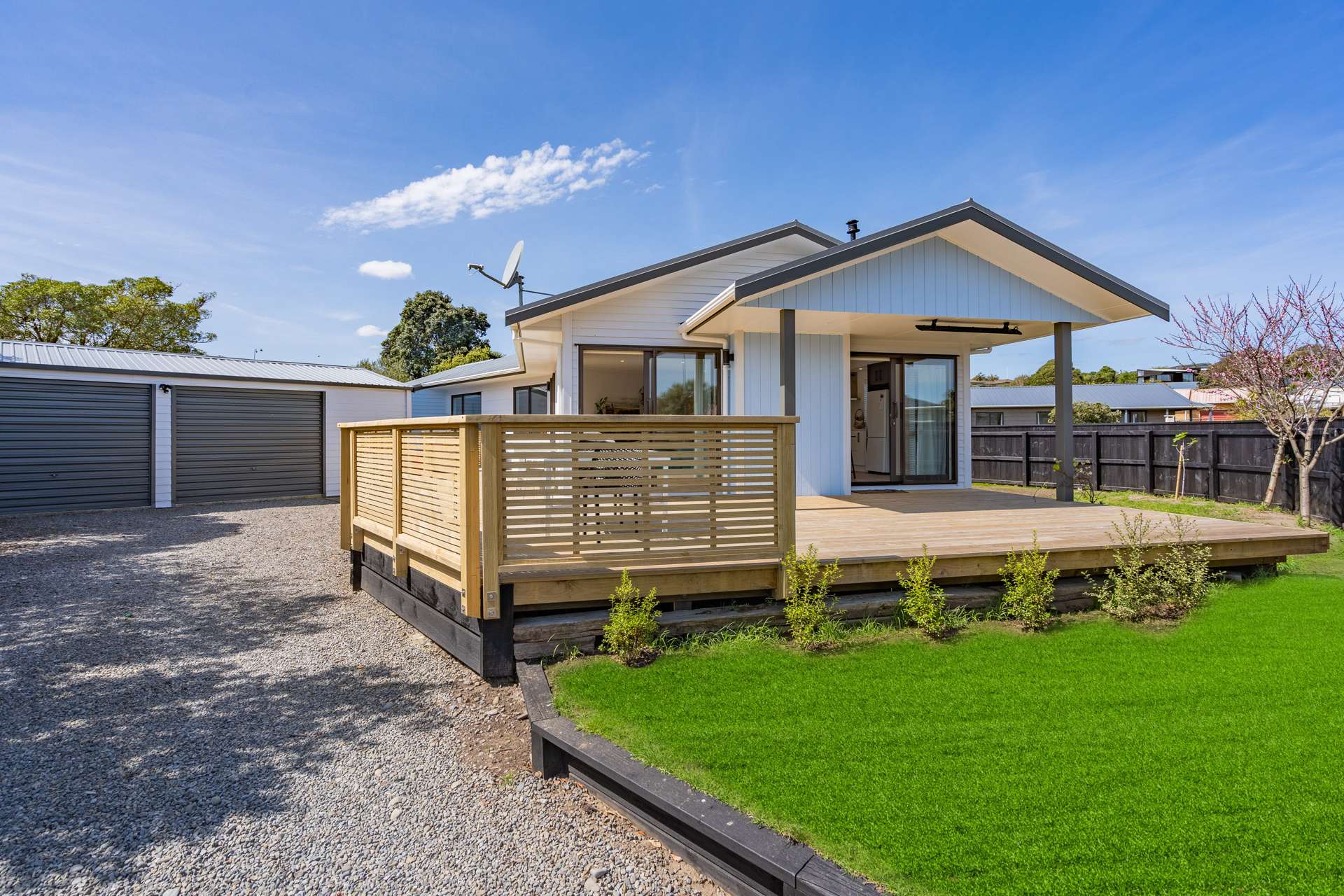 1 Barrett Drive Waikanae Beach_0