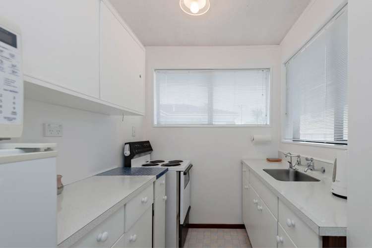 2/20 Akehurst Avenue New Lynn_7