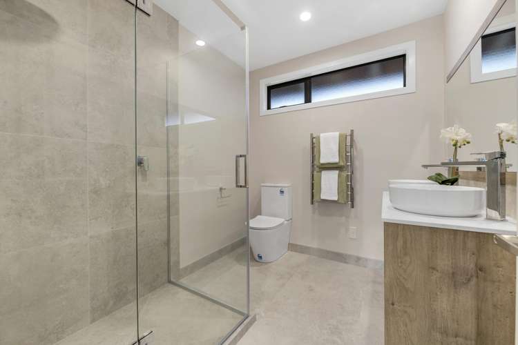 22 Tui Brae Beachlands_16