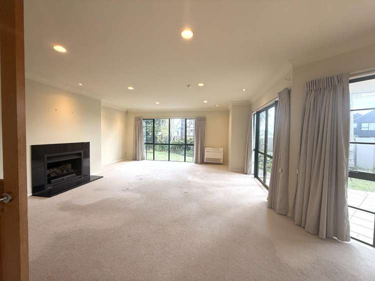 2 Beach Road 10688_3
