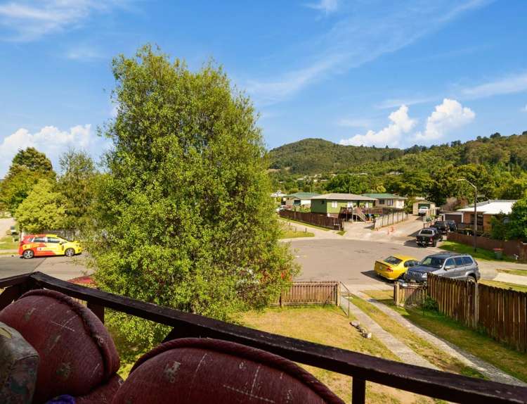 19b Grayson Avenue Mangakakahi_9