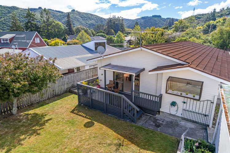 5b Norbert Street Brown Owl_26