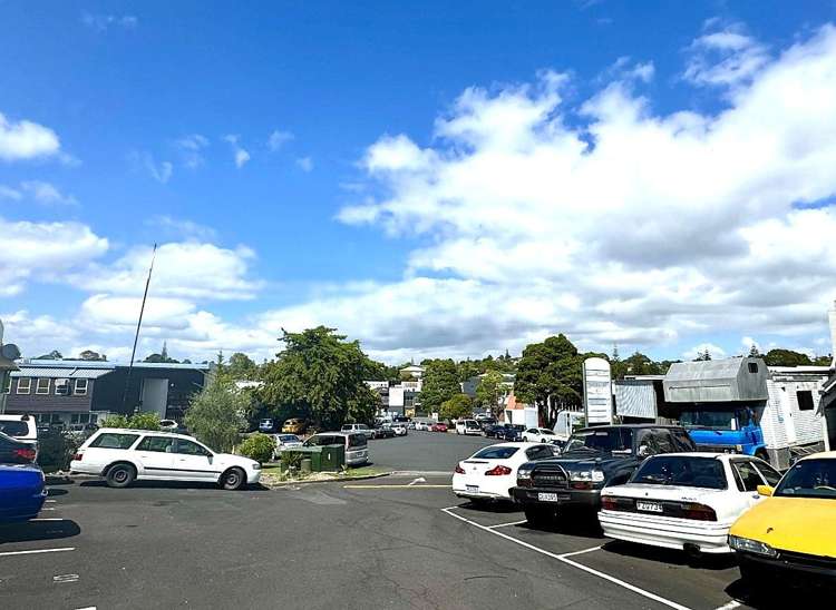 Unit 5/7-9 Marken Place Glenfield_5