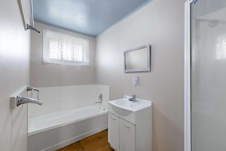 2 Armstrong Street Huntly_10