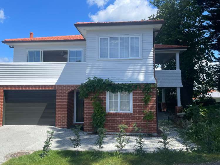 62L Grace Road_3
