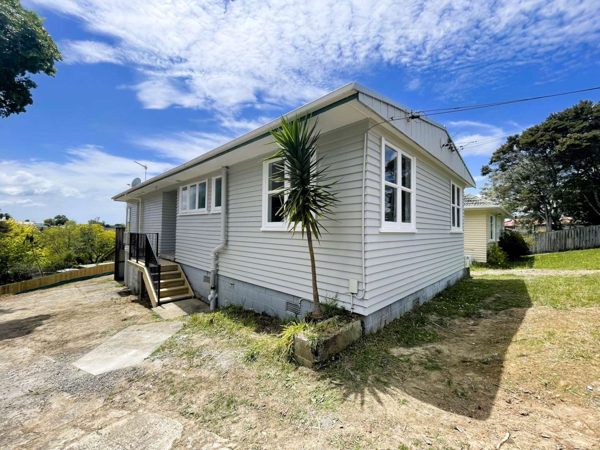 7 Christina Avenue Te Atatu South_0