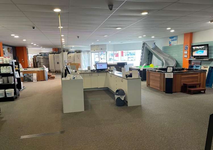 403 and 411 High Street Hutt Central_6