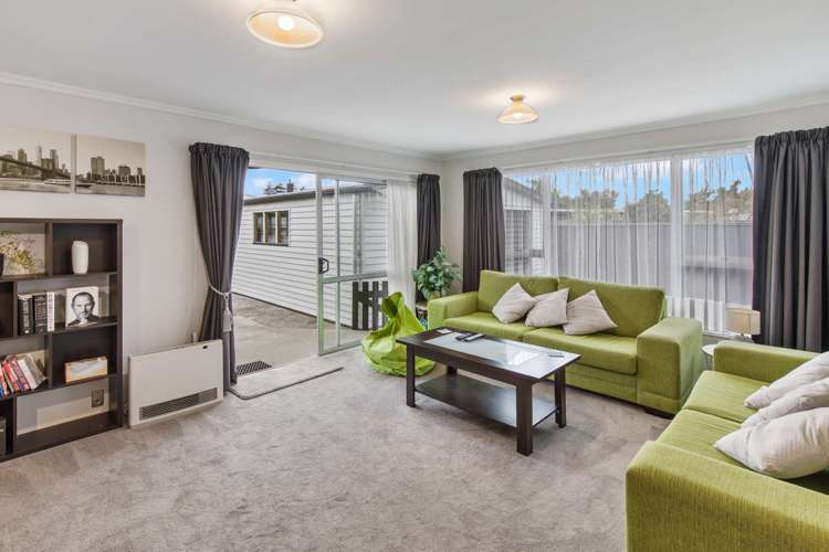 6 Ajax Place Welcome Bay_13