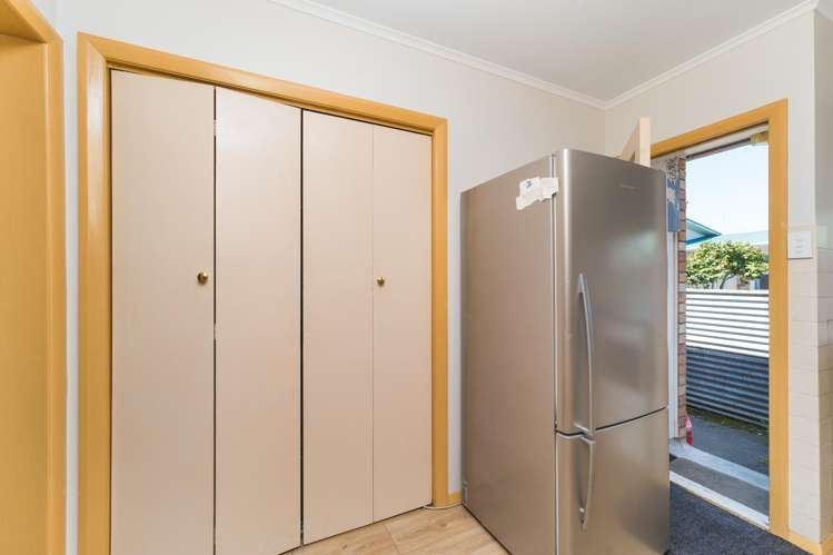 3/84 Linton Street Central_9