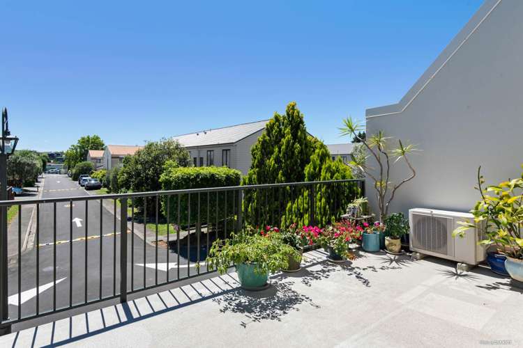 17/1 Ambrico Place New Lynn_10