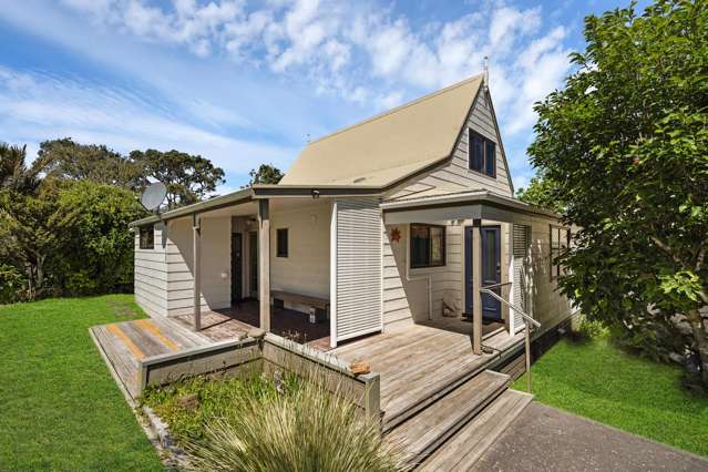16 Eames Crescent Te Mata_2