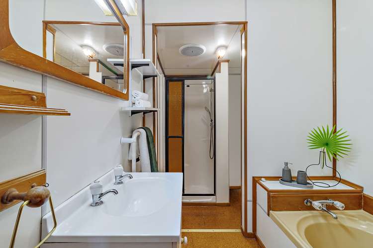 5 Oak Street Royal Oak_15