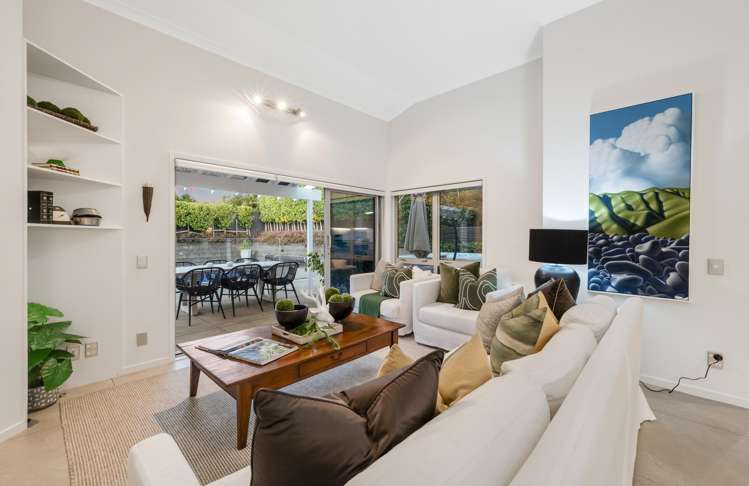 53 Manor Park Sunnyhills_14