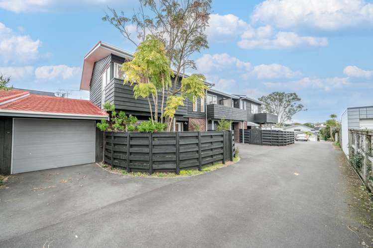 2/65 Long Drive Saint Heliers_26