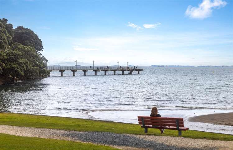 484 Beach Road Murrays Bay_20