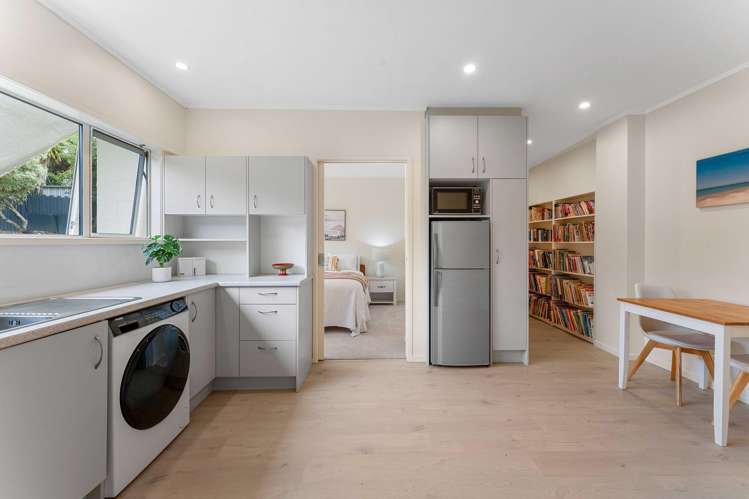 14 Clyside Avenue Half Moon Bay_22