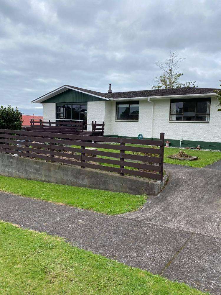 104 Riversdale Drive_0