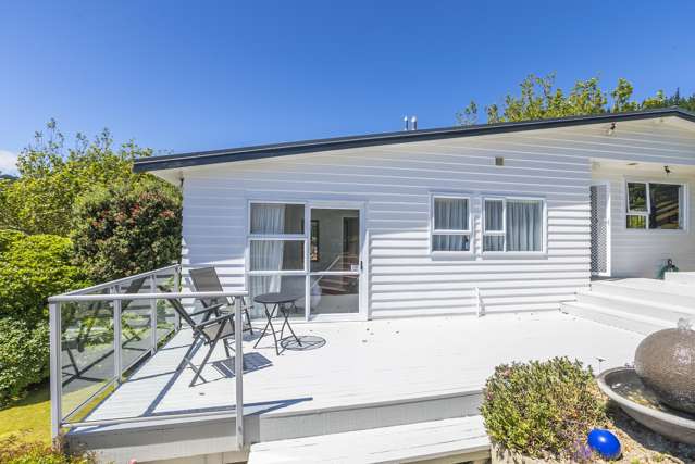 4 Sunrise Boulevard Tawa_1