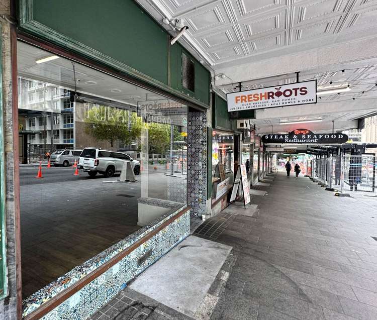 W10/15-31 Wellesley Street_0