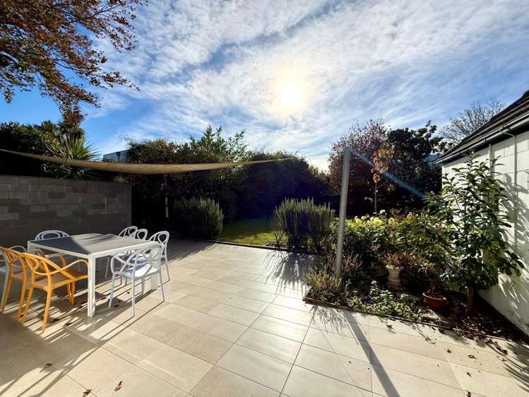  23 Helmores Lane Merivale_18