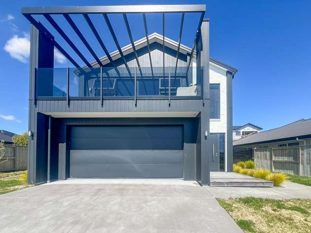 54 Maunganamu Drive, Wharewaka