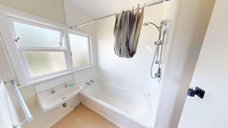 11 Kauri Street 10516_16