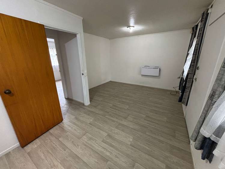 2/226 Green Lane West Epsom_3