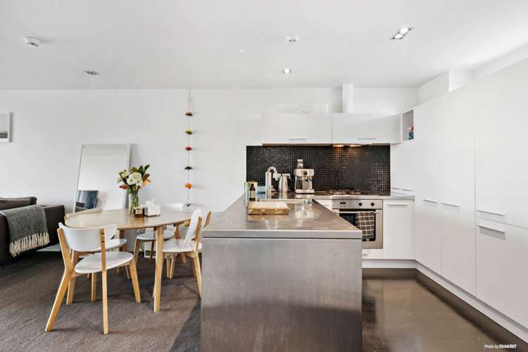 6x/435 New North Road Kingsland_4