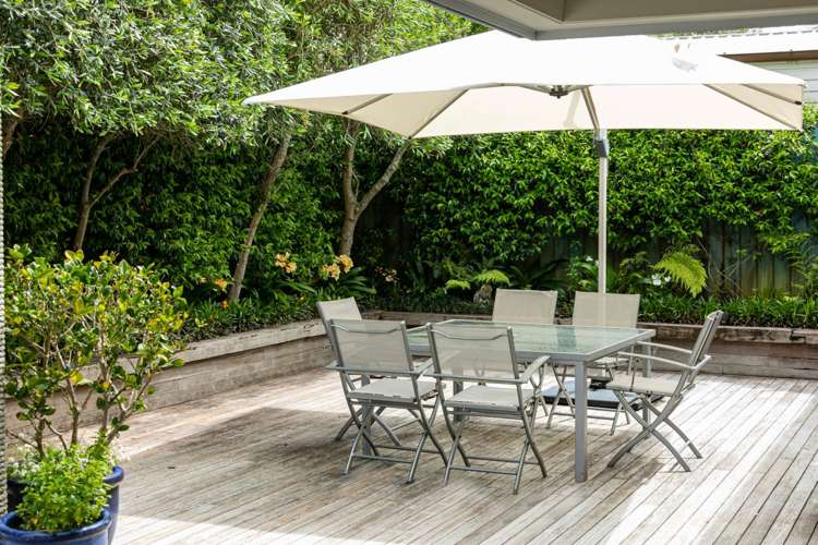 2/42 East Coast Road Milford_3