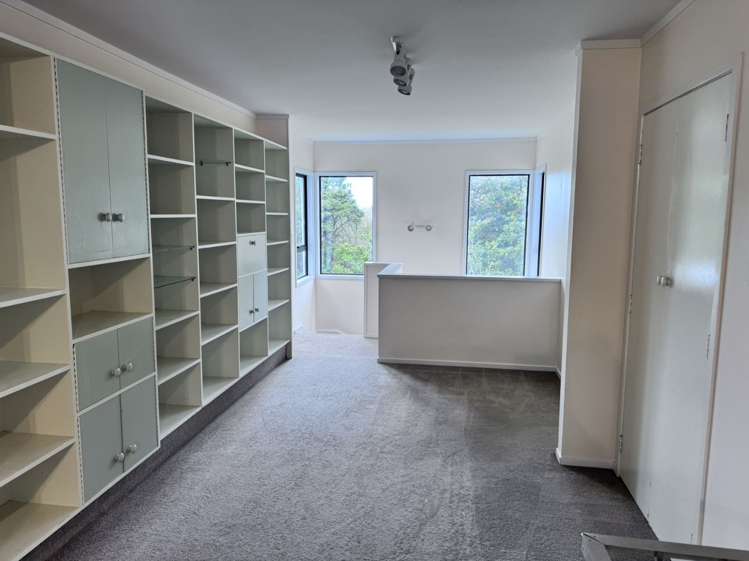 107 The Avenue Lucas Heights_2