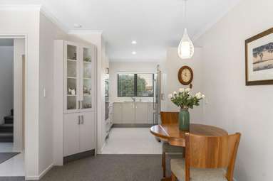 2/102 Greenhithe Road_4