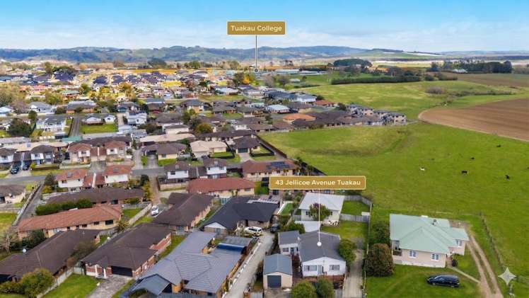 43 Jellicoe Avenue Tuakau_6
