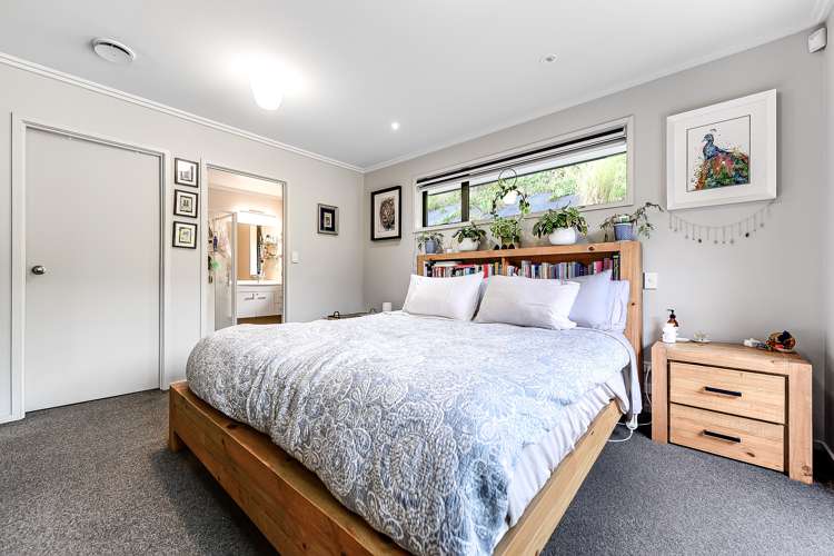 7 Swan Lane Huntington_12