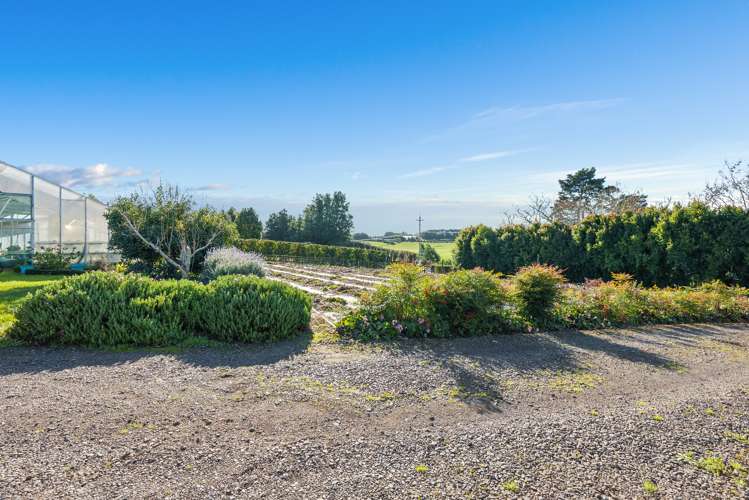 431 Fitzgerald Road Drury_12