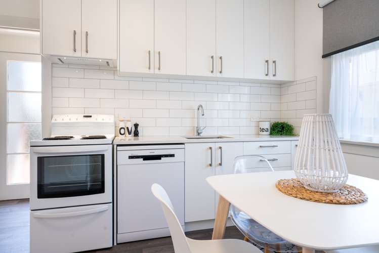 146 Bay View Road South Dunedin_6