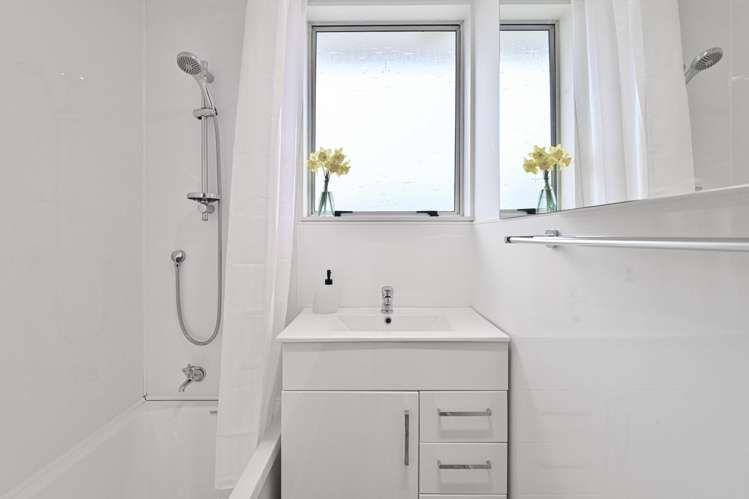 8b Walton Way Flaxmere_8