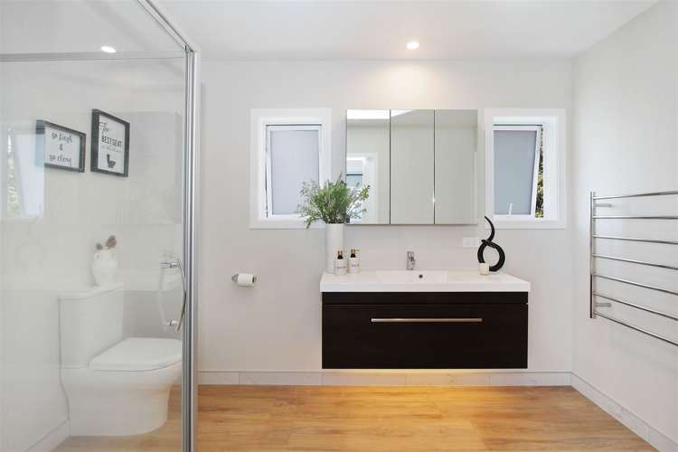 28a Torkar Road Clarks Beach_17