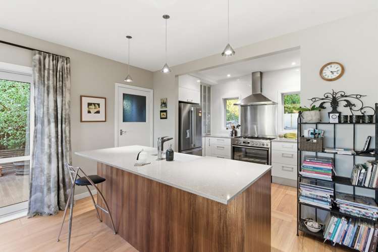 10 The Rise Mount Pleasant_11