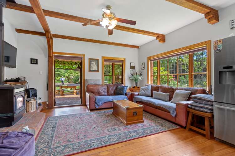 484 Johns Road Fernside_9