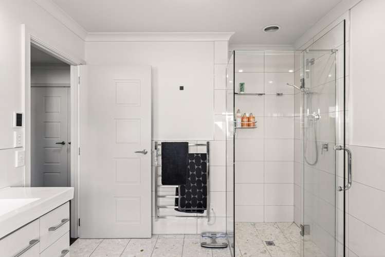 15 Pohutukawa Grove Lytton West_13